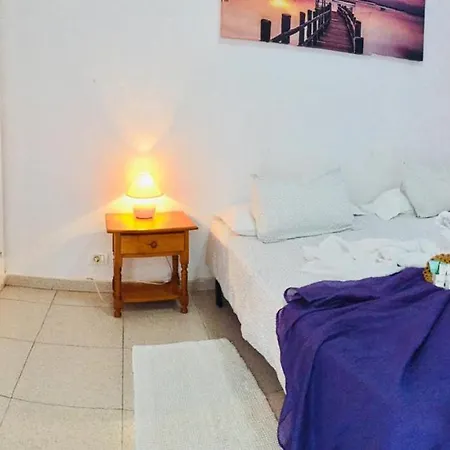 Flor Vina Vista Piscina Y Mar דירה